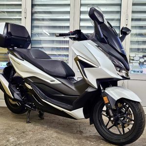 Honda Forza 350 - Blanc Pearl Cool
